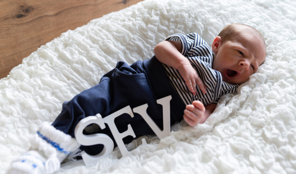 newborn-neugeborenenshooting-tobiasundkerstin-fotografie-baby-thalmaessing-hilpoltstein-heideck