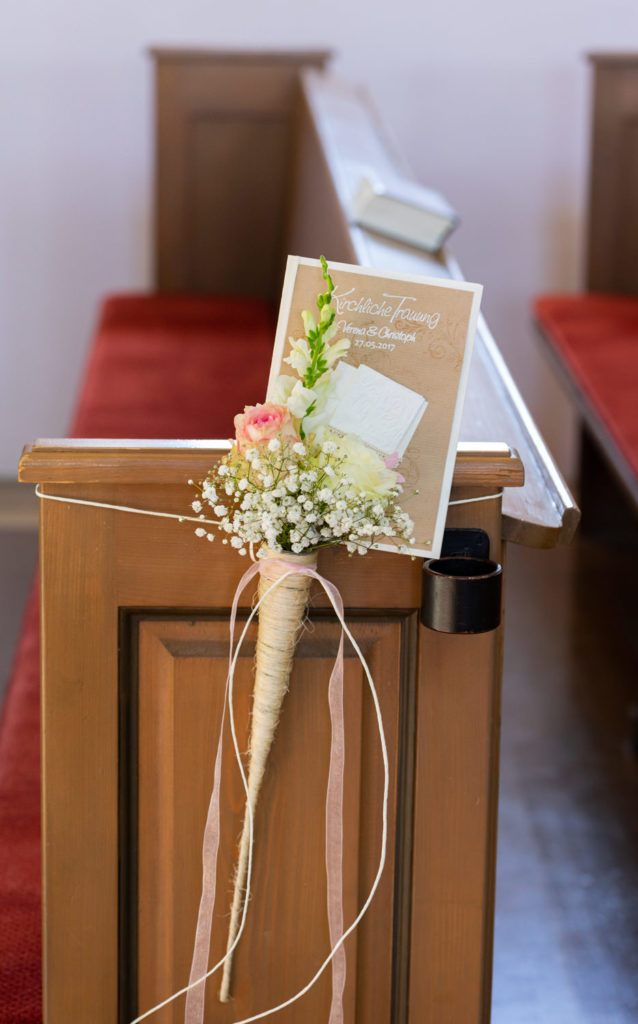 hochzeitsreportage-trauung-kirche-hochzeitsfotografie-tobiasundkerstin-fotografie