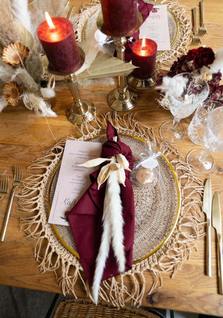 hochzeitsreportage-deko-location-urbanwedding-winterhochzeit-hochzeitsfotografie-tobiasundkerstin-fotografie-workshop-vanessaundsaskia