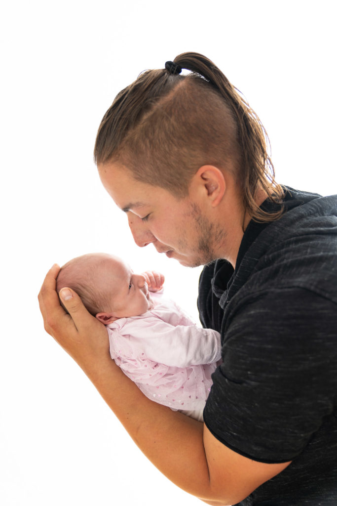 newborn-neugeborenenshooting-tobiasundkerstin-fotografie-baby-thalmaessing-hilpoltstein-heideck-newbornfotografie