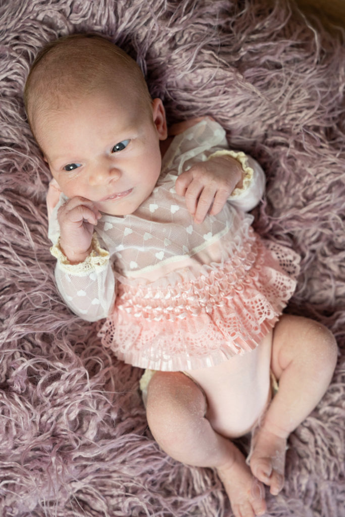 newborn-neugeborenenshooting-tobiasundkerstin-fotografie-baby-thalmaessing-hilpoltstein-heideck-newbornfotografie