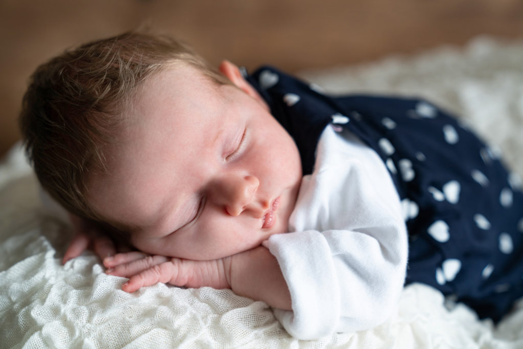 newborn-neugeborenenshooting-tobiasundkerstin-fotografie-baby-thalmaessing-hilpoltstein-heideck-newbornfotografie
